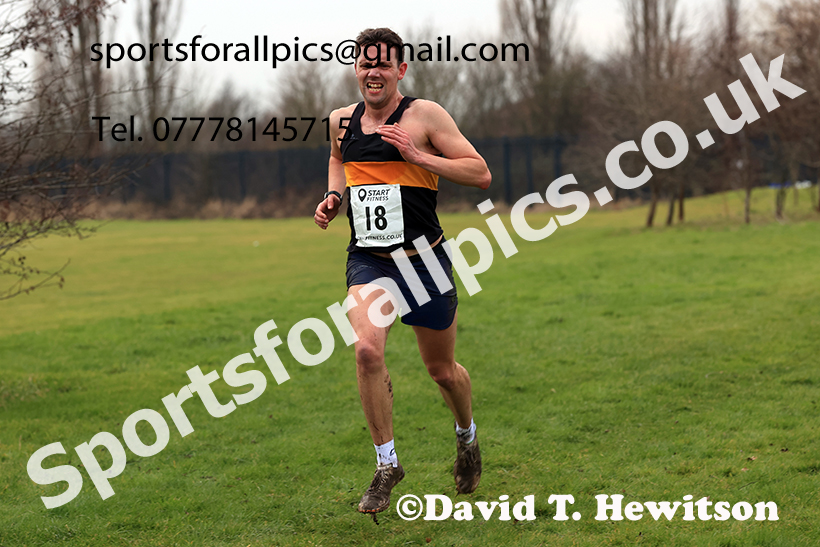 Mens 35s to 64s and, 2025 NEMAA Cross Country Champs., Acklam, Middlesbrough. Photo: David T. Hewitson/Sports for All Pics
